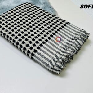 Dotted Bath Towel