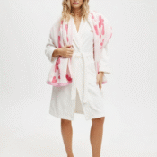 Gemini_Generated_Image_iah7s4iah7s4iah7-photoaidcom-2x-ai-zoom