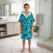 Boy_wearing_blue_bathrobe_2K_20261008164106.jpg